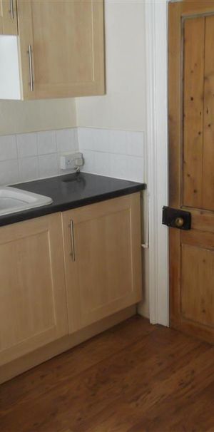 East Street - Photo 1