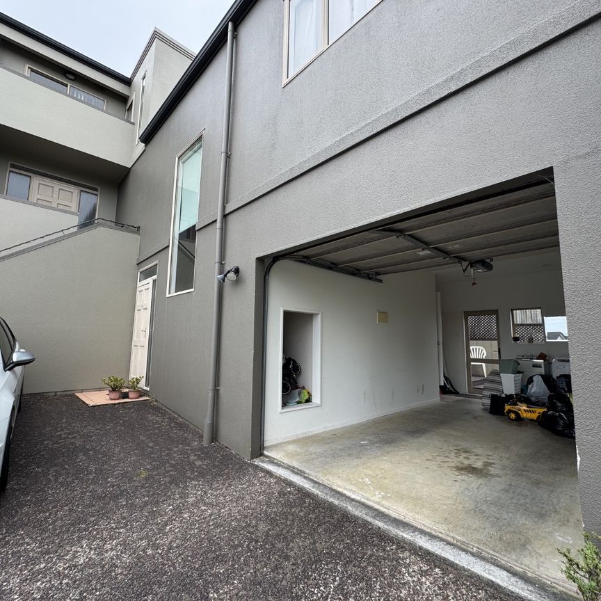 10A Trotting Place, Fairview Heights, Auckland - Photo 1