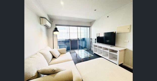 Prime Collins Street position in the heart of Melbourne - Photo 1