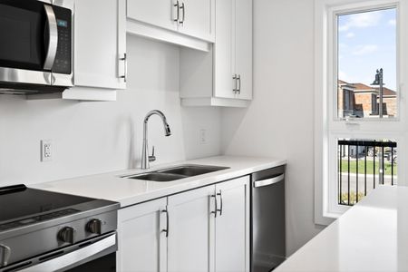 For Lease - 70 Kenesky Drive Unit# 33, Hamilton, Ontario - Photo 2