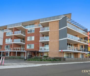 Luxurious Fully Furnished Modern 2-Bedroom Apartment with Waterfron... - Photo 1