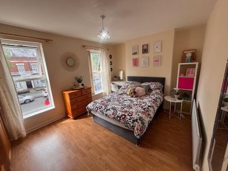 46 Rugby Avenue, Belfast, BT7 1RG - Photo 3