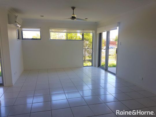 2/11 Sadlier Street, Walkerston, QLD 4751 - Photo 1