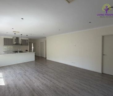 “Spacious Family Living” - Photo 2