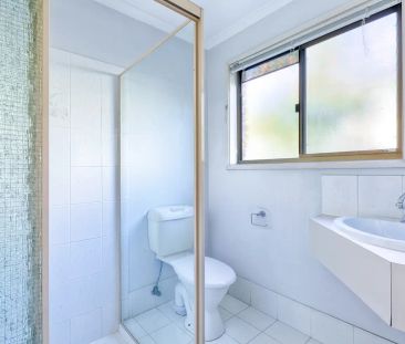 6 Birchley Street, Chapel Hill QLD 4069 - Photo 6