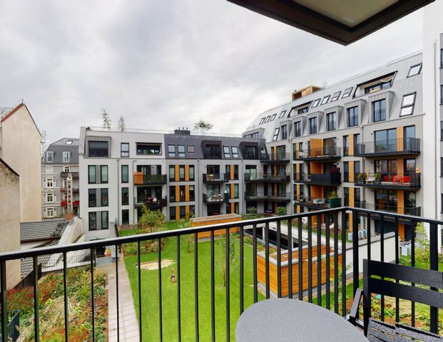 Furnished: 2-Room-Apartment with balcony - Photo 1