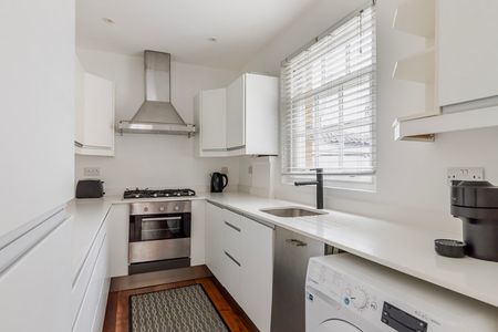 Ivor Place - Photo 2