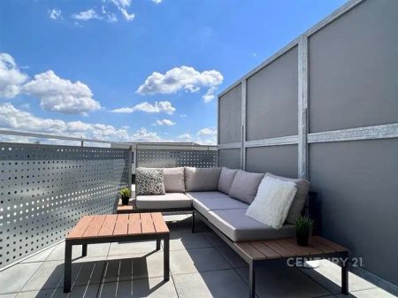 Pronájem kompletně vybaveného bytu 2+kk 118 m - Fotografie 3