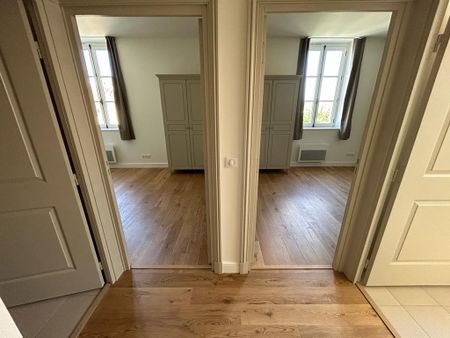Location Appartement 3 pièces 75m² - Photo 4