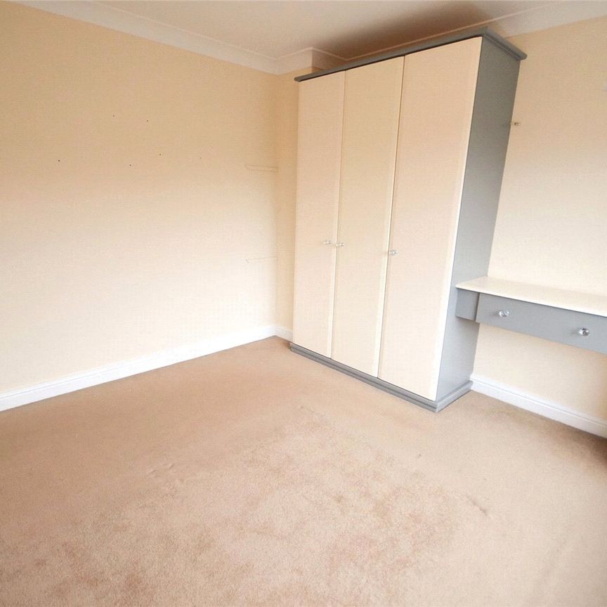 Longnor Road, Heald Green, Stockport, SK8 3BW - Photo 1