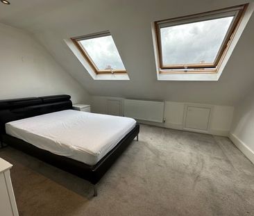 Room in a Shared House, London, SW17 - Photo 4