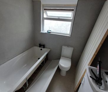 1 Bed Flat To Let On Carlisle Street - Photo 3