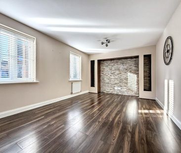 3 bedroom semi-detached house to rent - Photo 2