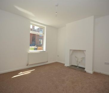 2 bedroom House To Let - Photo 3