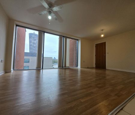 2 bedroom apartment to rent - Photo 4