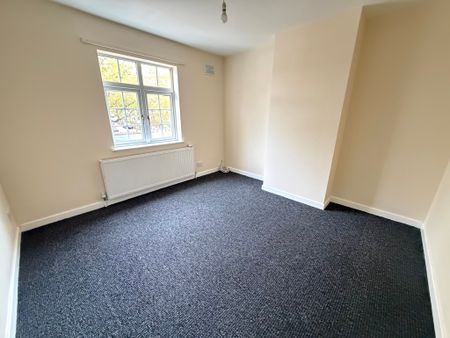 Birmingham New Road, Lanesfield, Wolverhampton - Photo 4