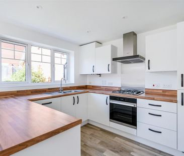 3 bedroom detached house to rent - Photo 6