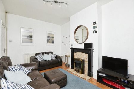 4 bedroom house to rent - Photo 4