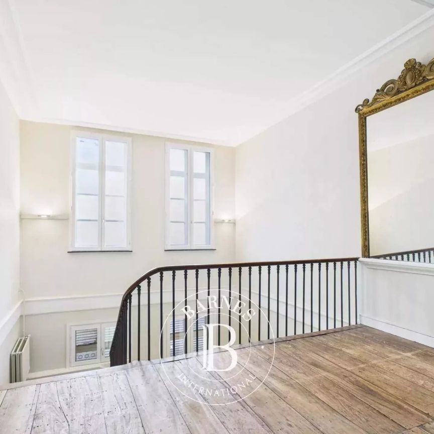 Appartement • Vieux Lille - Photo 1