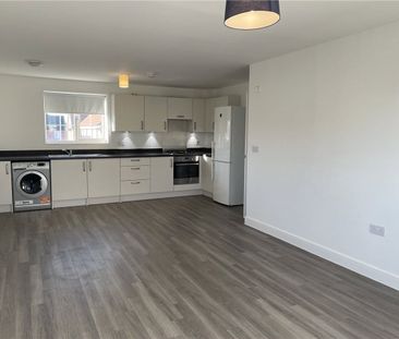 Modern first floor two bedroom apartment on the popular Great Weste... - Photo 5