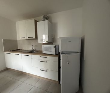 Location Appartement 1 pièce 34m² LE CREUSOT 71200 - Photo 3