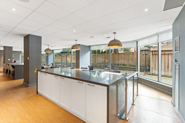 For Lease - 955 Millwood Road Unit# 420, Toronto, Ontario - Photo 1