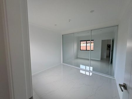 Modern 2-Bedroom Granny Flat! - Photo 4