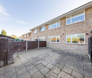 2 bedroom maisonette to rent - Photo 1