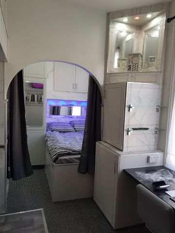 Room in a Shared House, Heyford Terrace, SW8 - Photo 3