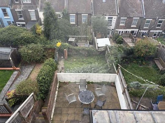 Carlyle Avenue, Brighton, BN2 - Photo 1