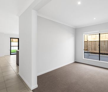Introducing Your Dream Family Home! - Photo 3