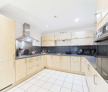 London Road, Binfield, Bracknell, Berkshire, RG42 - Photo 6