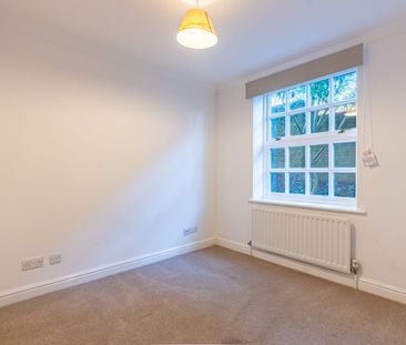 2 bedroom flat to rent, Available unfurnished from 09/01/2025 - Photo 6