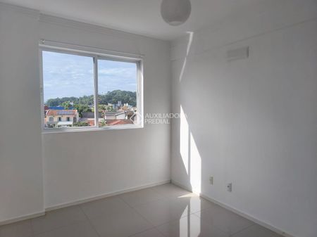 Apartamento com 2 quartos e 60m² para alugar em Rio Caveiras, Biguaçu. - Foto 5