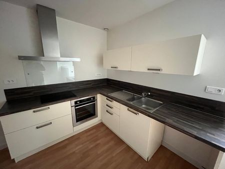 Location Appartement 3 pièces 106m² ANNONAY 07100 - Photo 5