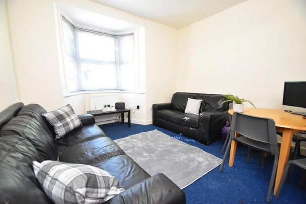 6 bedroom house share to rent - Photo 1