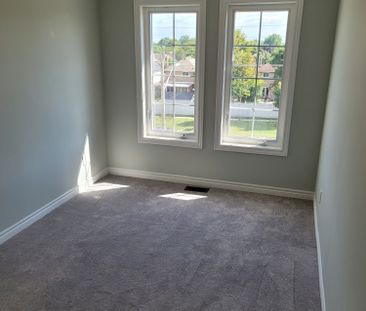 For Lease - 1 Royal Collection Way, Whitby, Ontario - Photo 4