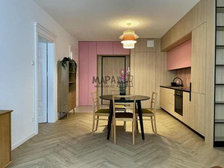 Stare Miasto, 2 pokoje + winda i miejsce postojowe - Photo 2