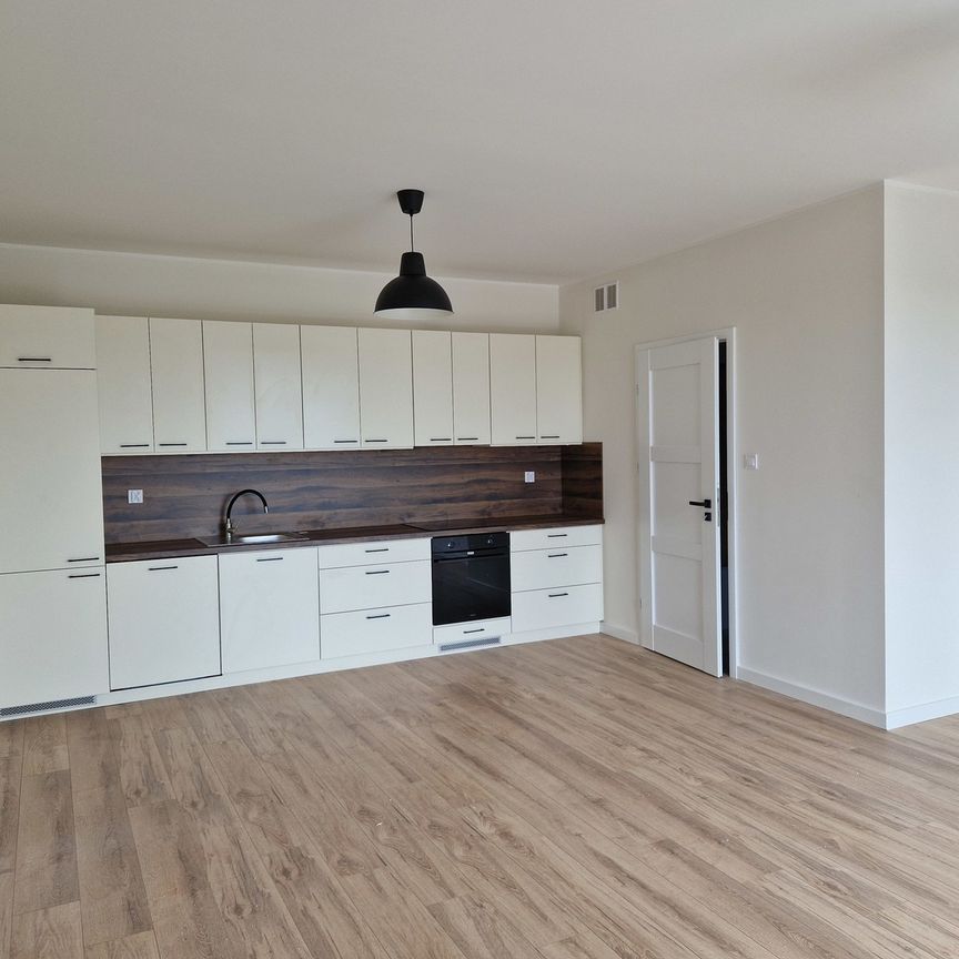 URZĄDZONE 2 POKOJE Z MIEJSCEM PARKINGOWYM - Фото 1