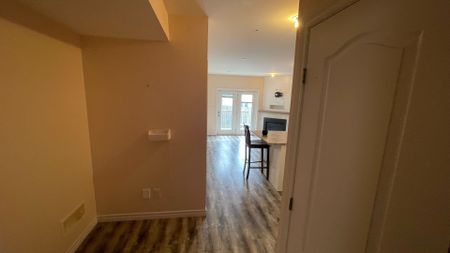 For Lease - 1921 Frederick Crescent Unit# Basement, London East, Ontario - Photo 5