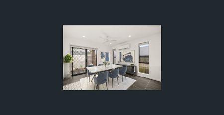 Stunning Family Home - Photo 2