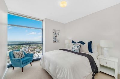 Popular Metro Spire North East Two-bedroom - Luxury & Convenience - Photo 4