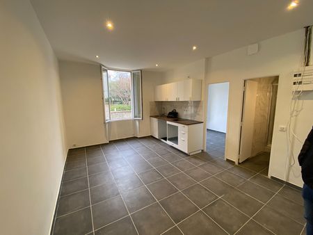 Location appartement, 2 pièces, 1 chambre, surface 30m² - Photo 2