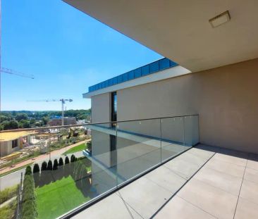 Nadstandardní byt 2+kk s velkou terasou a garážovým stáním ve Vila ... - Photo 2