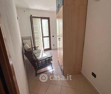 Trilocale in Affitto in Via Vincenzo D'Amato a Catanzaro - Foto 5