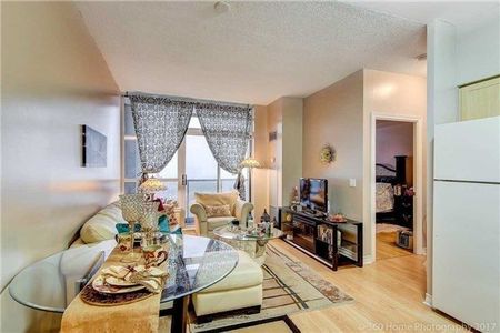 For Lease - 15 North Park Road Unit# 1001, Vaughan, Ontario - Photo 3