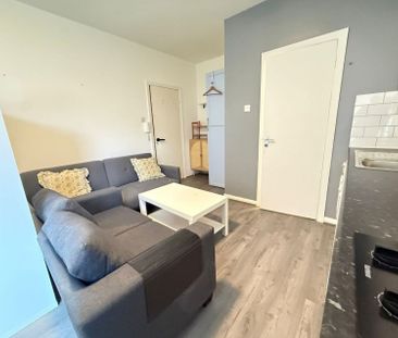 Colney Hatch Lane, London - Photo 1