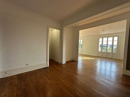 Location Appartement 4 pièces 113m² - Photo 4