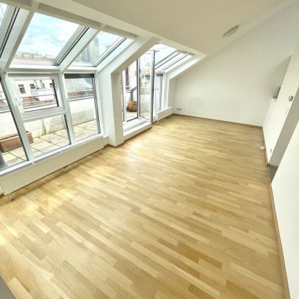 DACHGESCHOSSJUWEL MIT SPEKTAKULÄREM WIENBLICK (WG-TAUGLICH) - UNBEFRISTET & PROVISIONSFREI ZU MIETEN - Foto 1