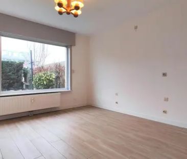 Ruim appartement in Avelgem, waar stijl en functionaliteit s - Photo 4